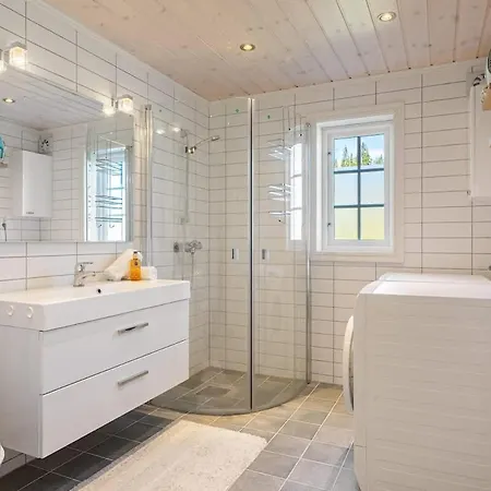 Chaleter Ski-in Out With Sauna *