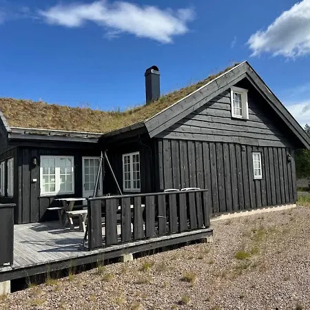 Chaleter Ski-in Out With Sauna Trysil